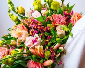 Order Flowers for her